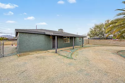 6101 E 23rd Street, Tucson, AZ 85711 - Photo 2