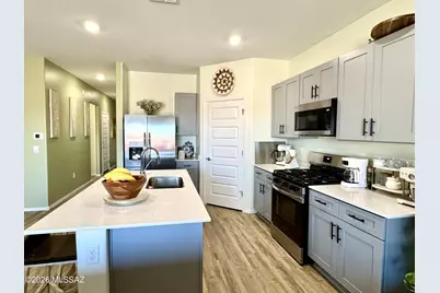 13553 N Nicholas Court, Marana, AZ 85653 - Photo 2
