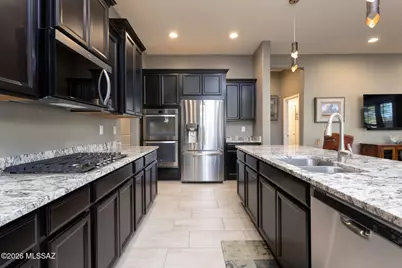 2484 W Music Mountains Drive, Green Valley, AZ 85622 - Photo 10
