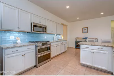38676 S Running Roses Lane, Saddlebrooke, AZ 85739 - Photo 12