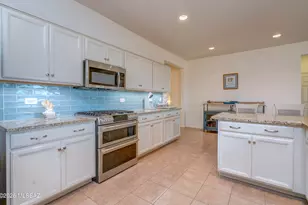38676 S Running Roses Ln, Saddlebrooke, AZ 85739 - Photo 12