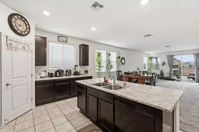 12318 N Cervelli Avenue, Marana, AZ 85653 - Photo 4