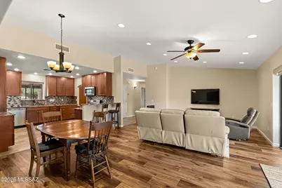2231 E Calle Alta Vista, Tucson, AZ 85719 - Photo 6