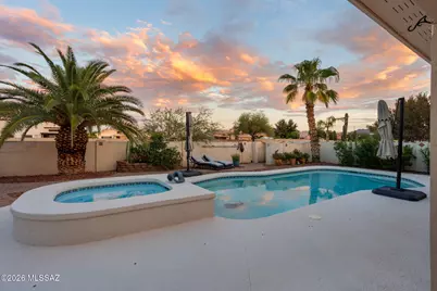8350 N Westcliff Drive, Tucson, AZ 85743 - Photo 2