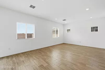 11777 W Claudina Street, Marana, AZ 85653 - Photo 6