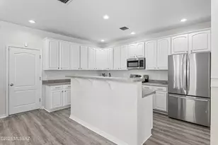2732 N Neruda Ln, Tucson, AZ 85712 - Photo 8