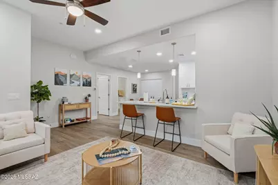 2022 E River Road #104, Tucson, AZ 85718 - Photo 2