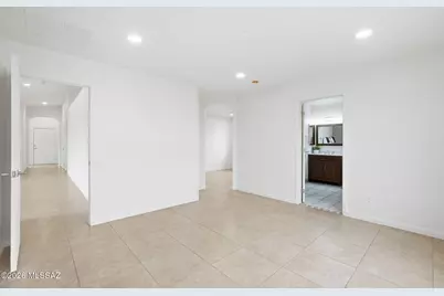 9035 N Mexican Sage Place, Tucson, AZ 85742 - Photo 20