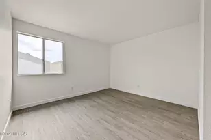 808 S Langley Ave, Tucson, AZ 85710 - Photo 12