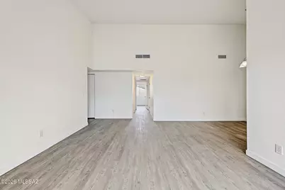 808 S Langley Avenue #204, Tucson, AZ 85710 - Photo 2