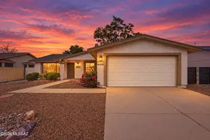 1574 W Highsmith Dr, Tucson, AZ 85746 - Photo 1