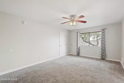 1574 W Highsmith Drive, Tucson, AZ 85746 - Photo 14