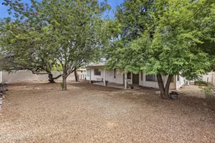 1574 W Highsmith Dr, Tucson, AZ 85746 - Photo 26