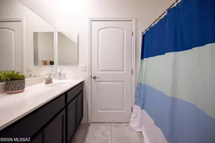 8746 E Stone Meadow Cir, Tucson, AZ 85730 - Photo 14