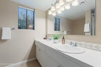 8300 E Ocotillo Drive, Tucson, AZ 85750 - Photo 20