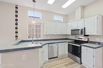 1230 W Calle De Sotelo, Sahuarita, AZ 85629 - Photo 12