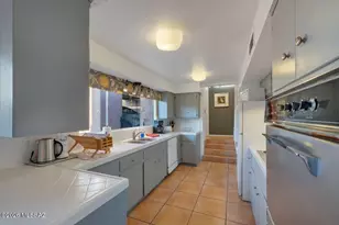 6521 N Camino Padre Isidoro, Tucson, AZ 85718 - Photo 14