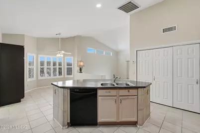 1612 N Rush Creek Court, Green Valley, AZ 85614 - Photo 22