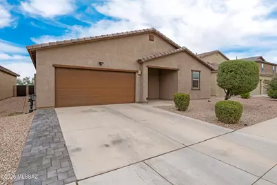 4951 E Wash Overlook Drive, Tucson, AZ 85706 - Photo 1