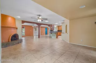 2721 N Dos Hombres Dr, Tucson, AZ 85715 - Photo 10