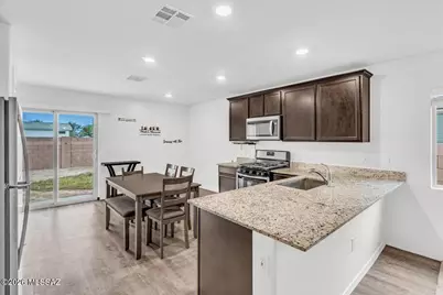 12827 N Peony Drive, Marana, AZ 85653 - Photo 10