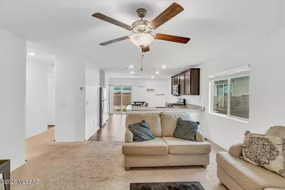 12827 N Peony Drive, Marana, AZ 85653 - Photo 6