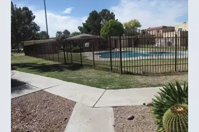 6533 E Calle La Paz #D, Tucson, AZ 85715 - Photo 12