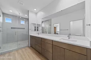 1232 E Liggins St, Tucson, AZ 85713 - Photo 8