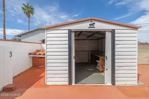 7425 E 20th St, Tucson, AZ 85710 - Photo 32