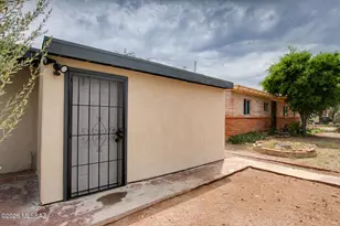 2754 N Tyndall Ave, Tucson, AZ 85719 - Photo 48