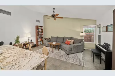 1640 N Fox Run Place, Tucson, AZ 85715 - Photo 10