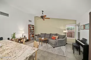 1640 N Fox Run Pl, Tucson, AZ 85715 - Photo 10