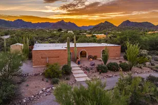 4832 W Trails End Rd, Tucson, AZ 85745 - Photo 2