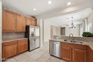 13497 N Garlenda Way, Oro Valley, AZ 85755 - Photo 30