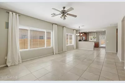 13497 N Garlenda Way, Oro Valley, AZ 85737 - Photo 8