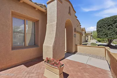 13497 N Garlenda Way, Oro Valley, AZ 85737 - Photo 4
