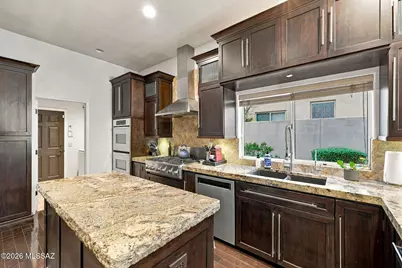 6570 N Shadow Run Drive, Tucson, AZ 85704 - Photo 12