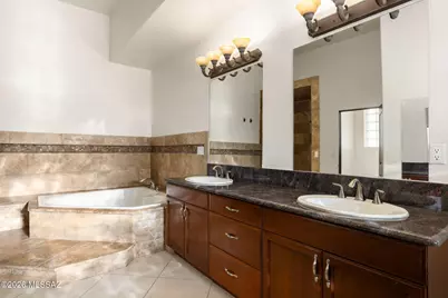 6241 N Panorama Drive, Tucson, AZ 85743 - Photo 38