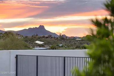 6241 N Panorama Drive, Tucson, AZ 85743 - Photo 10