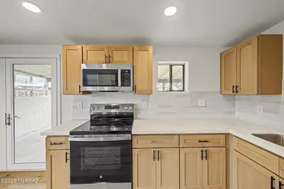 2518 S Del Valle, Tucson, AZ 85711 - Photo 2