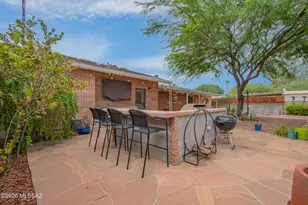 2725 E La Cienega Dr, Tucson, AZ 85716 - Photo 40