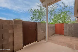 2725 E La Cienega Dr, Tucson, AZ 85716 - Photo 46