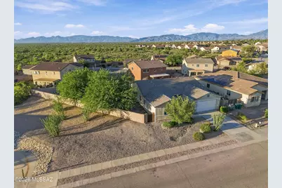446 W Charles L McKay Street, Vail, AZ 85641 - Photo 2