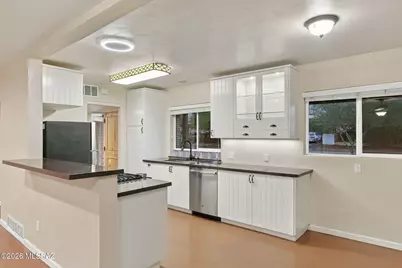 223 N Norton Avenue, Tucson, AZ 85719 - Photo 8