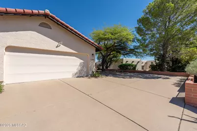 3830 S Via De Las Cruces, Green Valley, AZ 85622 - Photo 2