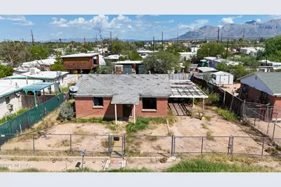 116 W Birdman Drive, Tucson, AZ 85705 - Photo 6