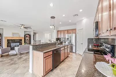 972 N Rams Head Road, Green Valley, AZ 85614 - Photo 18