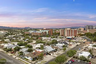 409 N Park Ave, Tucson, AZ 85719 - Photo 2