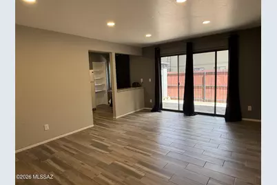 1336 S Avenida Polar #C104, Tucson, AZ 85710 - Photo 2