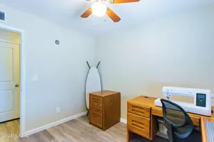 6730 E Hawk Dr, Tucson, AZ 85730 - Photo 20